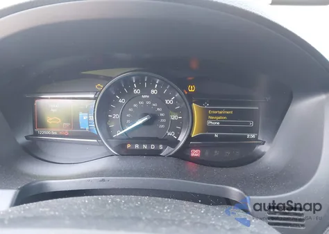 2017 Ford Explorer Xlt z USA, uszkodzony, nr VIN 1FM5K8D83HGE10420